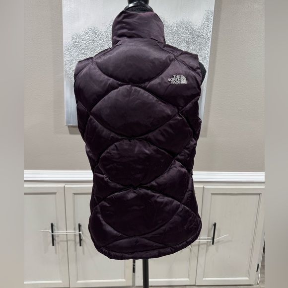 The North Face 550 Goose Down Puffer Vest Women’s Size Medium - Picture 4 of 7